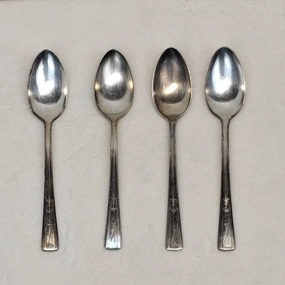 Vintage Silverware Spoons WM ROGERS MFG. CO EXTRA PLATE ORIGINAL ROGERS